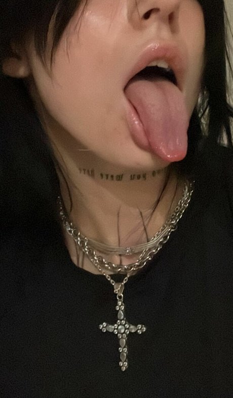 DeathbyRomy sexe de star du porno des photos