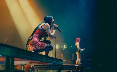 les fans asiatiques les plus sexy haut nu photo