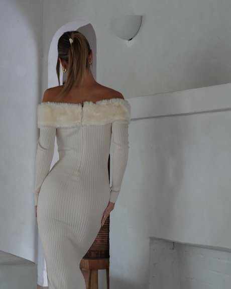 fans de latines matures uniquement nu exclusif image