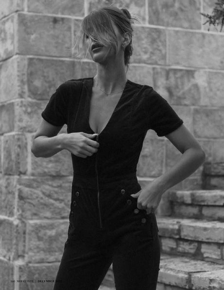 pieds de grand-mère uniquementfans haut xxx des photos