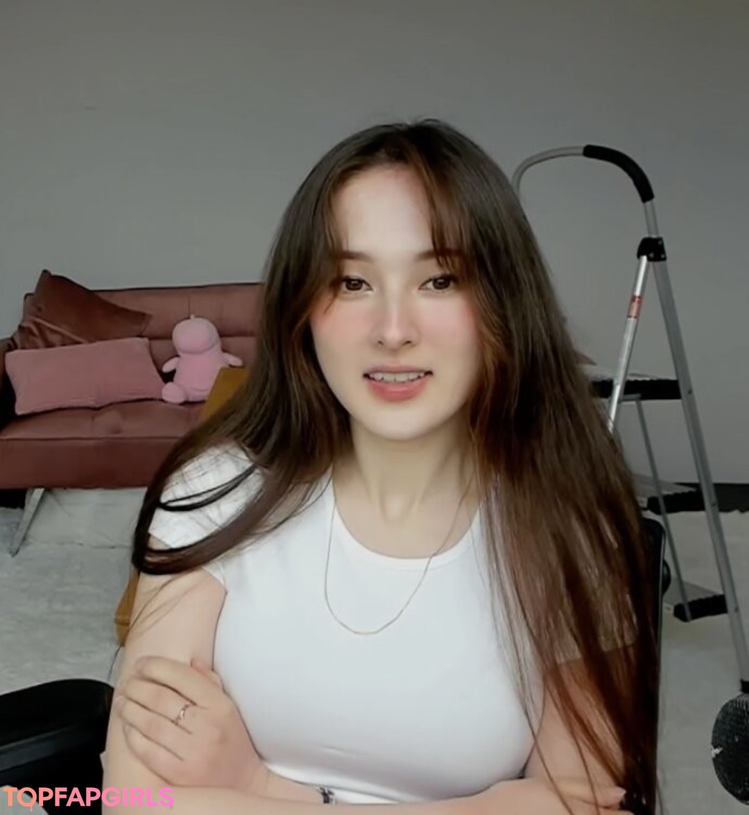 lingerie blanche onlyfans sexy érotique galerie