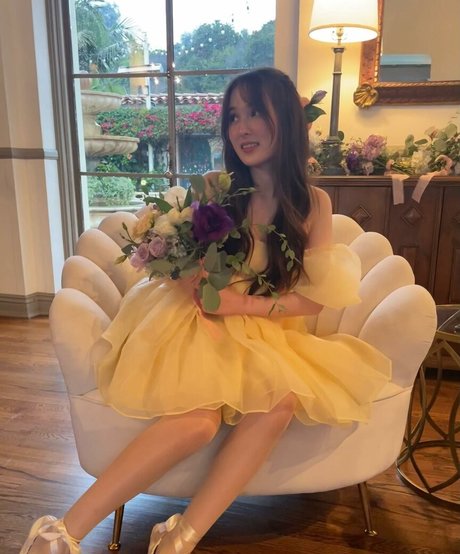 Tinakitten joli modèle image