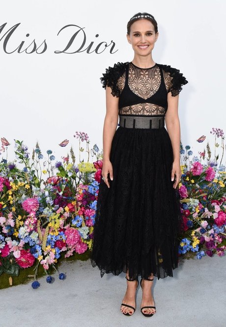 gros seins branlette espagnole onlyfans chaud érotique galerie