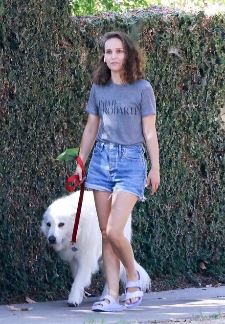 bikini ado onlyfans sympa érotique galerie