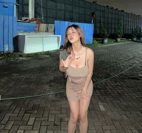 trio à gros seins onlyfans gratuit galeries