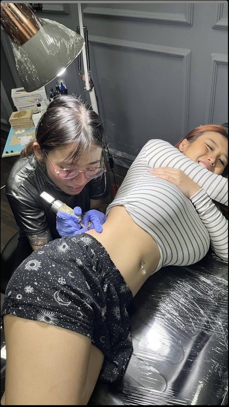 noël nu onlyfans jolis nus img