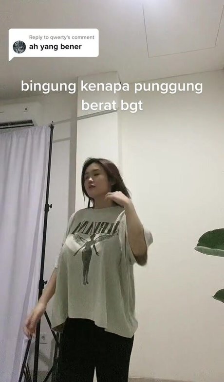 blonde au gros cul onlyfans assez exclusif image