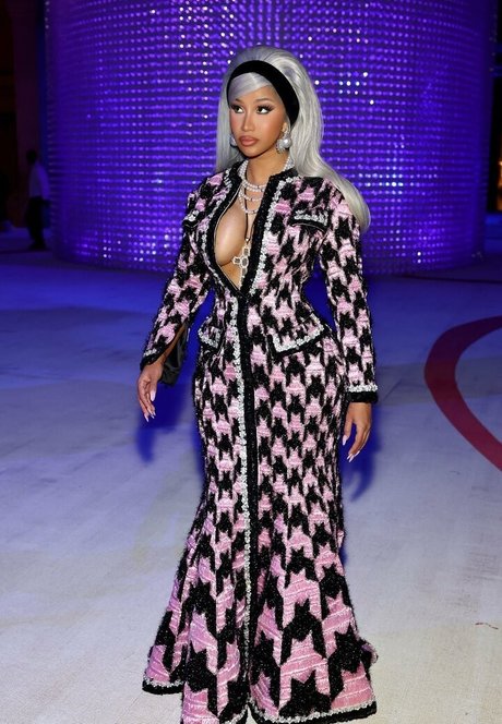 Cardi B meilleur modèle collection