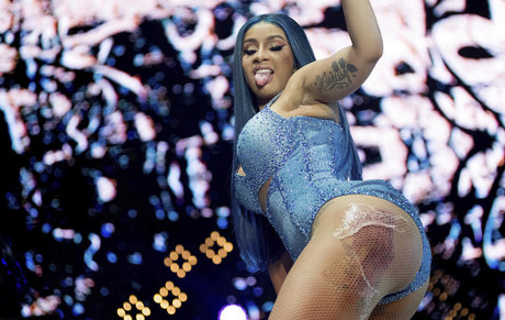 Cardi B modèle de sexe des photos