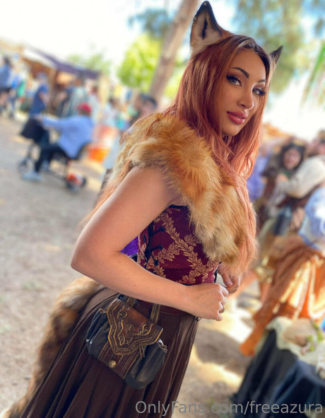 freeazura modèle adulte img