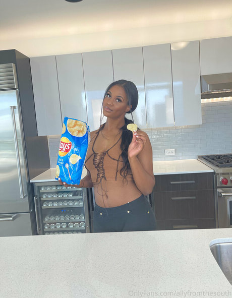 allyfromthesouth actrice nue images