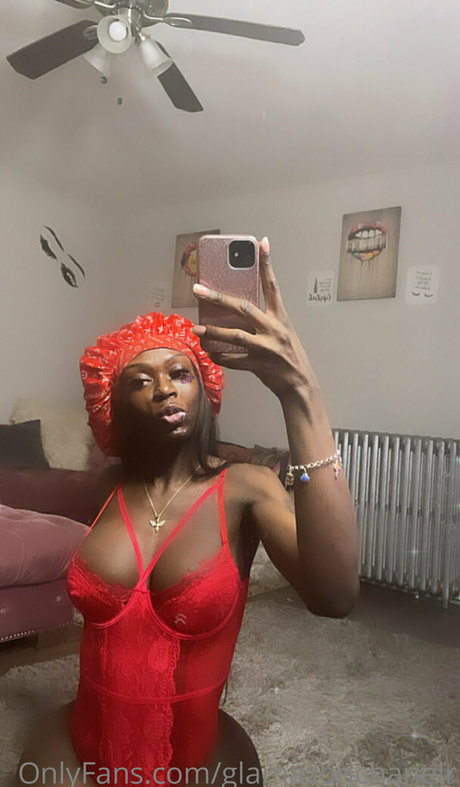 glamazonchanelr étoile chaude photos