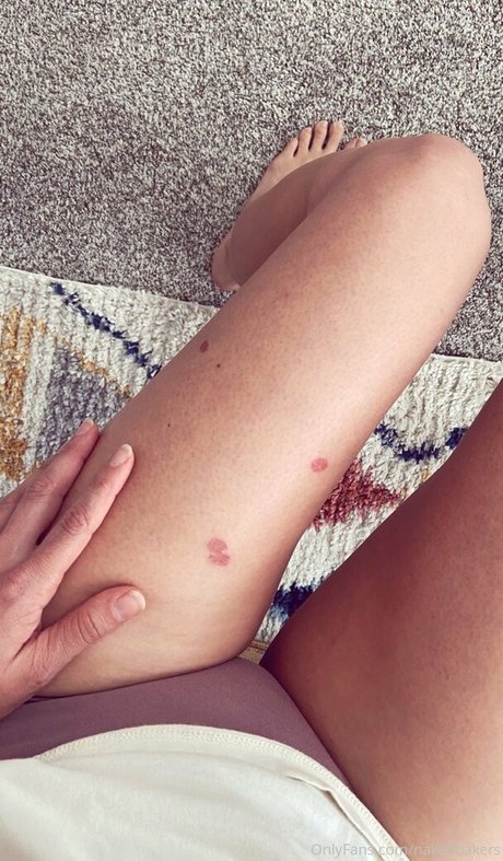 vieille milf onlyfans nu des photos