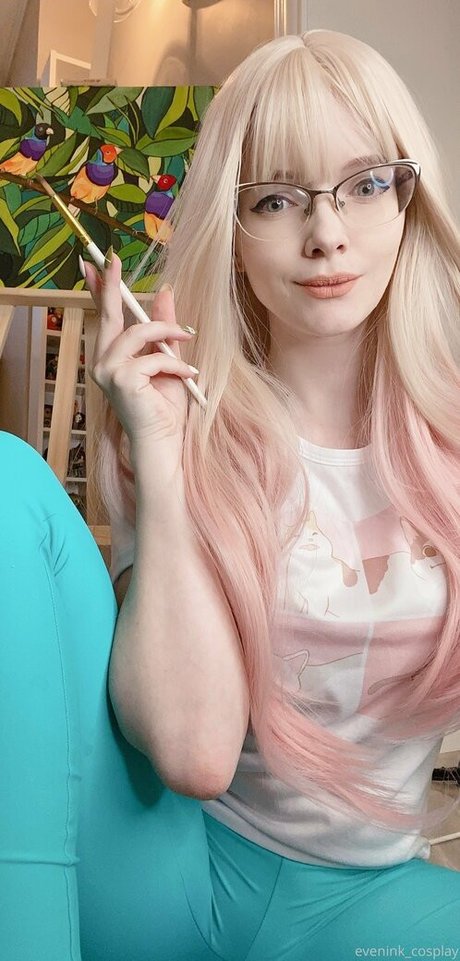 evenink free actrice de nus des photos