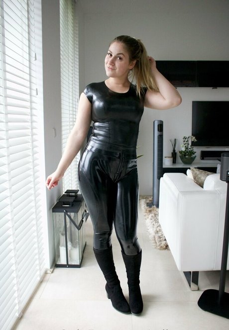 super maigre onlyfans adulte gratuit des photos