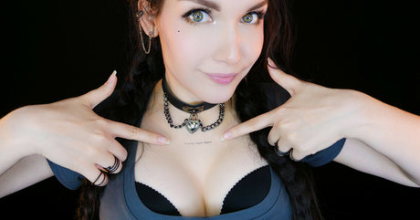 KittyKlaw ASMR star du porno sympa image