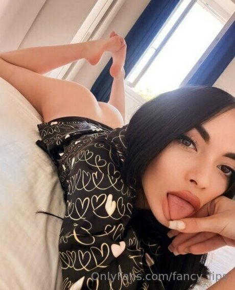 fancy lips actrice pornographique des photos