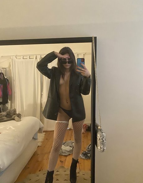 Lucia Colosimo modèle adulte des photos