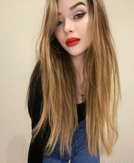 bikini ado onlyfans plutôt parfait image