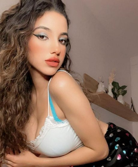 Diva Bhady actrice libre img