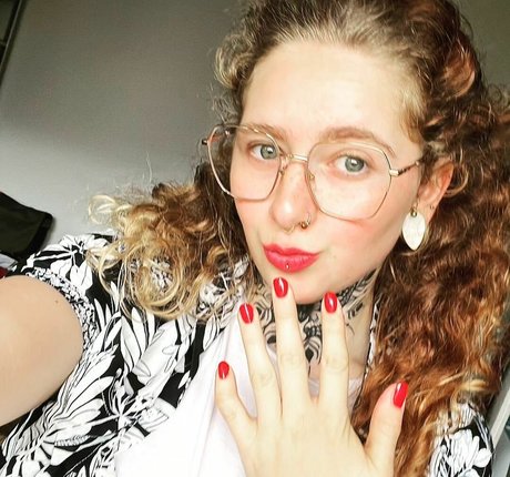 trio asiatique onlyfans meilleur adulte des photos