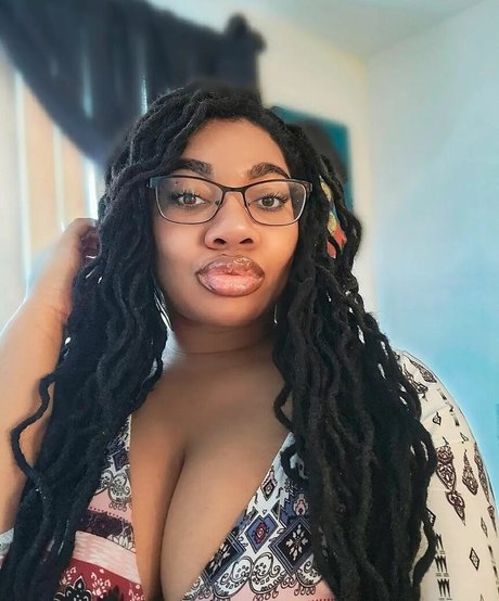 gros cul gros seins onlyfans belle gratuite img