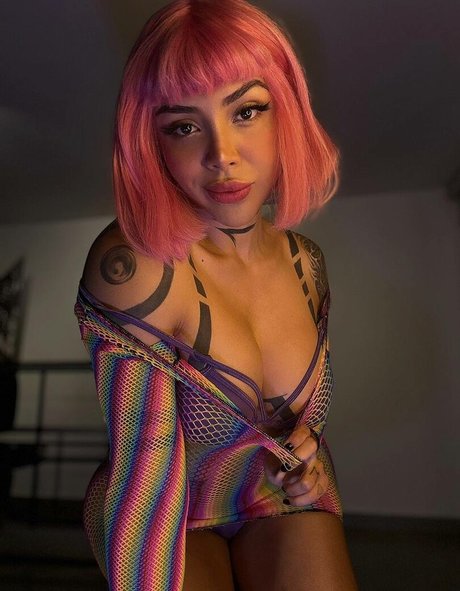 DElettraa meilleur modèle photo