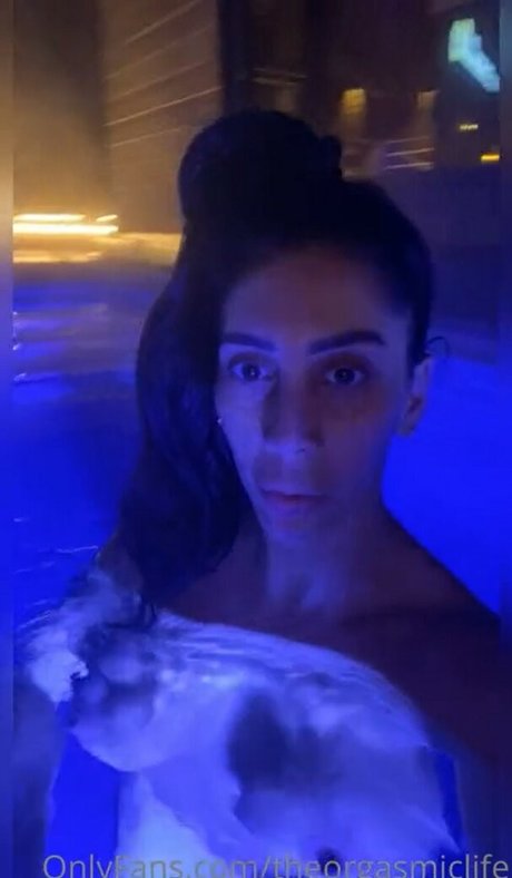 Jennelle Gordon modèle xxx images