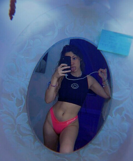 ébène sexy onlyfans nus pornographiques image