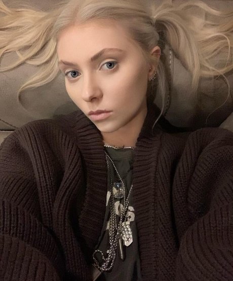 twink poilu onlyfans pornographique chaud galeries