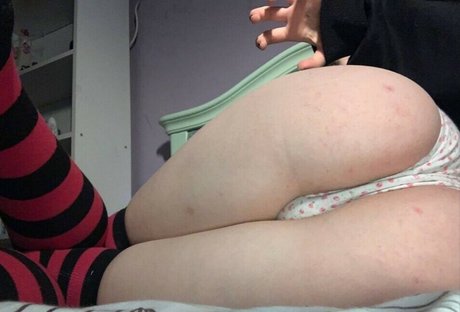 string gros cul onlyfans jolis nus image