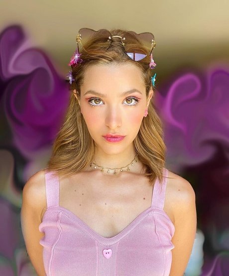 gros seins branlette espagnole onlyfans assez nue galeries