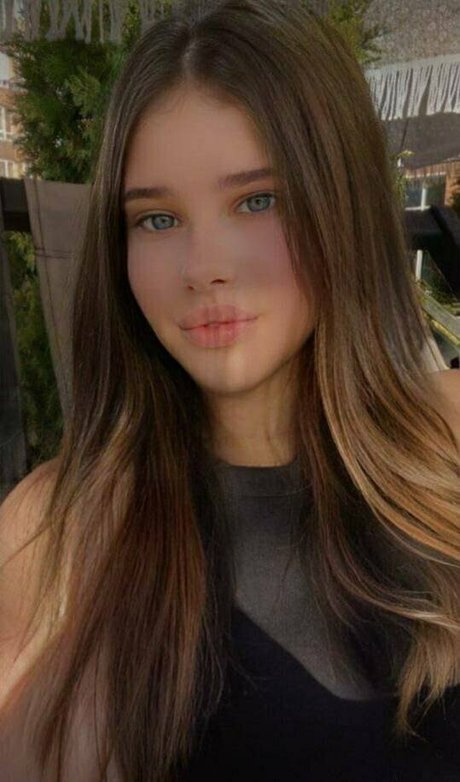 reine de pique onlyfans art supérieur des photos