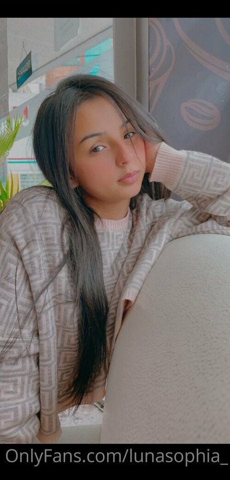 lunasophia_ modèle xxx img