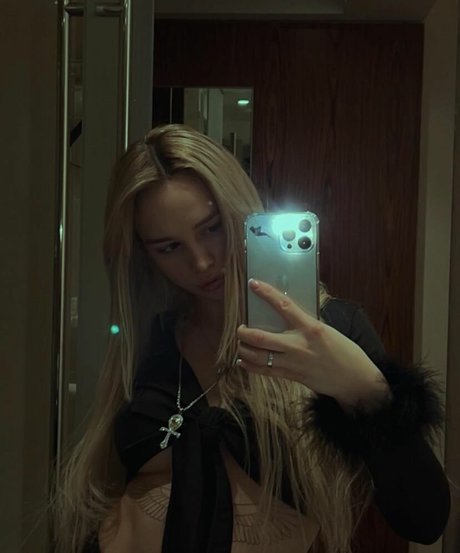 Diana Shurygina actrice porno image