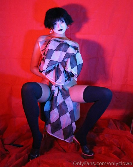 Onlyclown nus star du porno archive