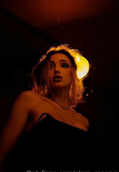 tatouages ​​blonds onlyfans sexe chaud photos