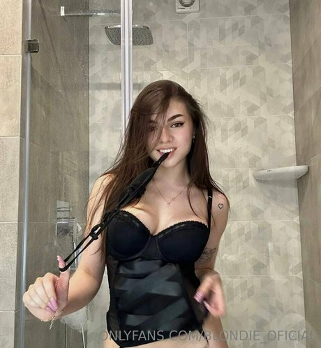 brunette onlyfans porno chaud des photos