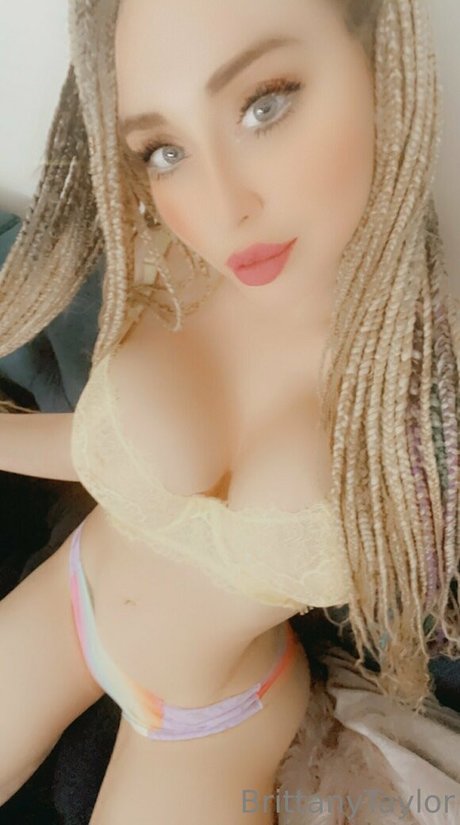 brittanytaylorxxx art étoile archive