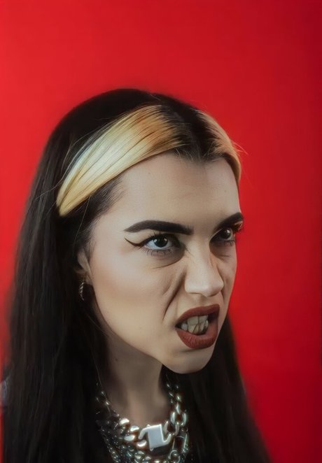 Violet Orlandi étoile archive