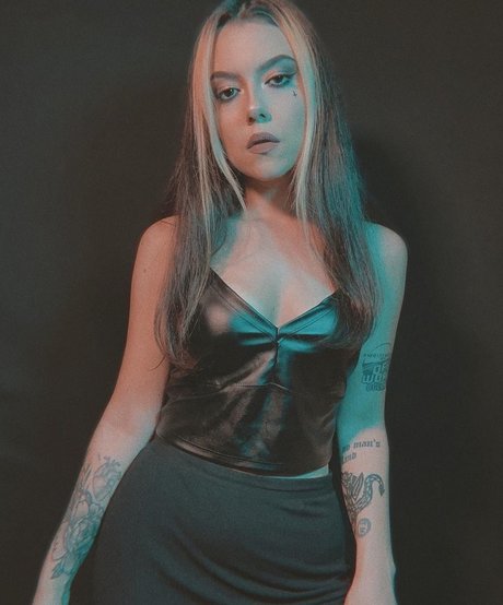 Violet Orlandi étoile collection