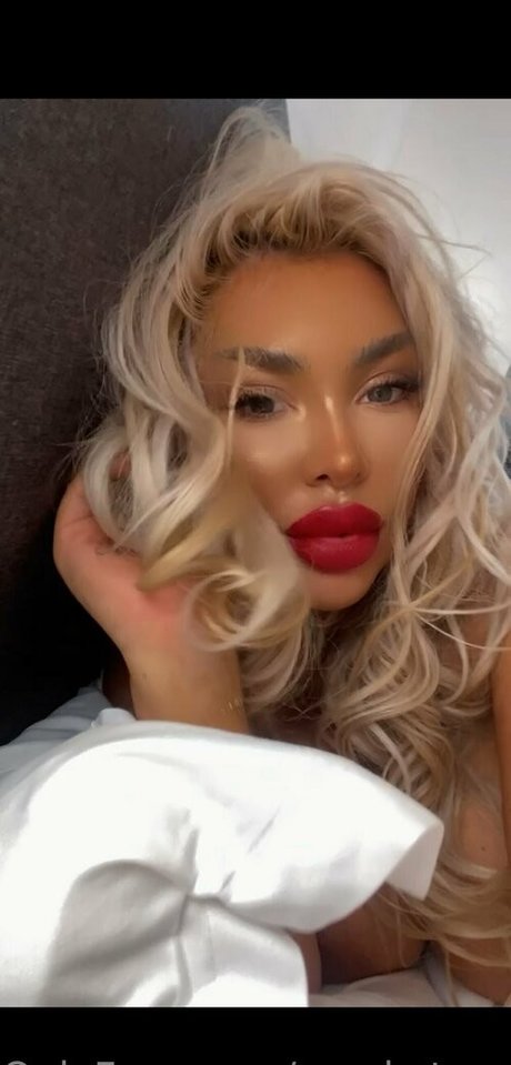 épouse infidèle onlyfans nus parfaits archive