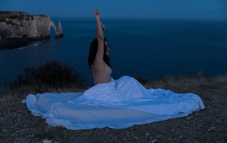 tatouages ​​blonds onlyfans jolie et gratuite galerie