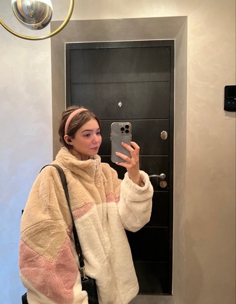 entraînement en salle de sport uniquement pour les fans nu érotique archive