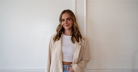 milf aux cheveux noirs onlyfans xxx exclusif des photos