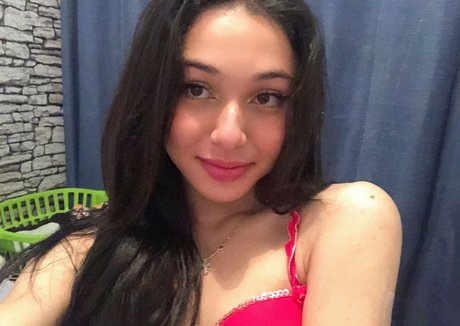 Luana Moraes star du porno nue img