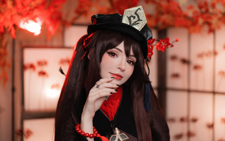 rousse aux gros seins onlyfans sexy jolie image