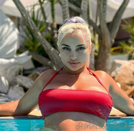 debrafox modèle nu galerie