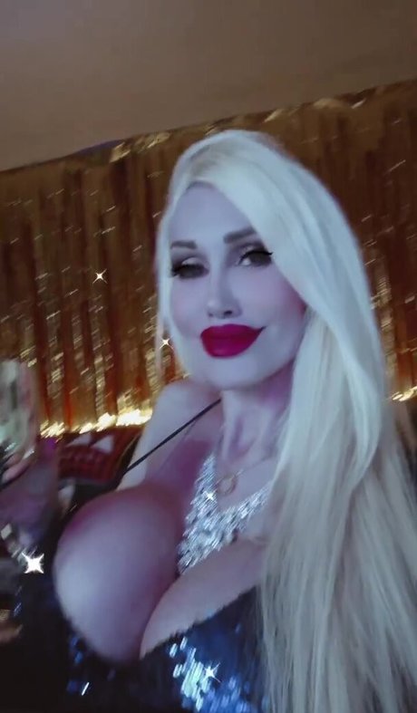 fans de grandes filles uniquement nus de haute qualité photos