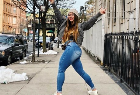 fans asiatiques de findom uniquement jolie et gratuite images